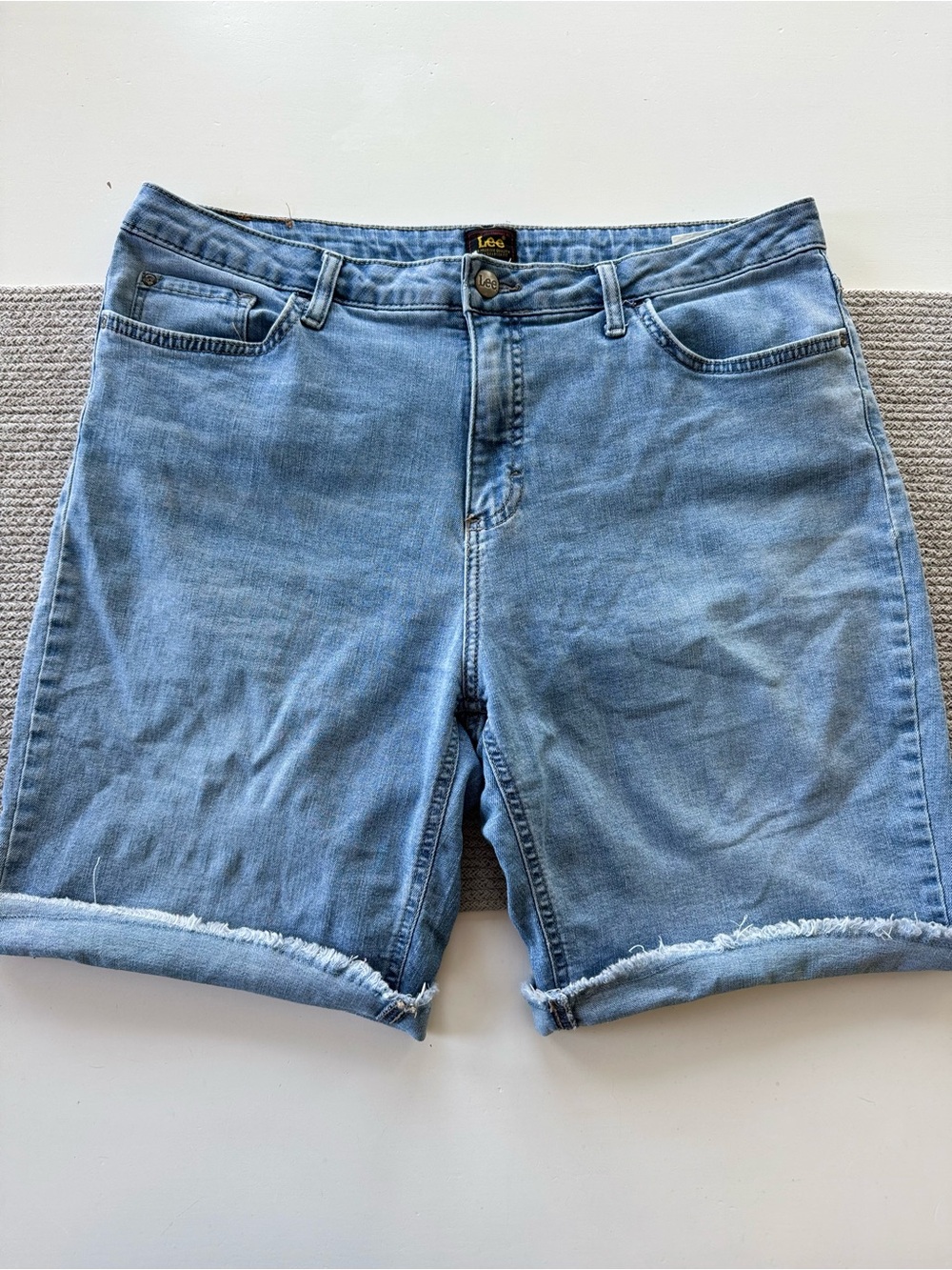 Lee Light Blue Denim Jean Shorts Jorts Size 18